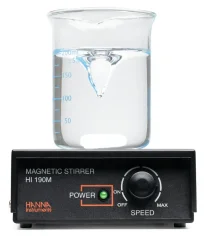 Hanna Instruments Magnetno mešalo z ABS pokrovom 12V DC